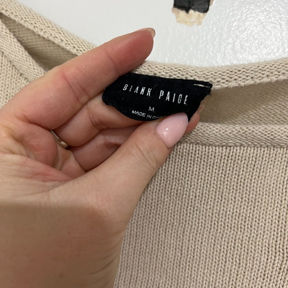 Vici 'Blank Paige' Sz M Star Sweater - Cropped  ⭐🌈 - Picture 6 of 9